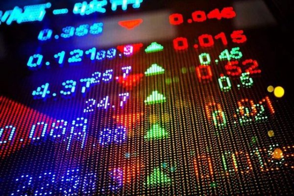 股天下配资官网 特朗普“对等关税”落地后，亚太股指全线下跌，黄金续创新高